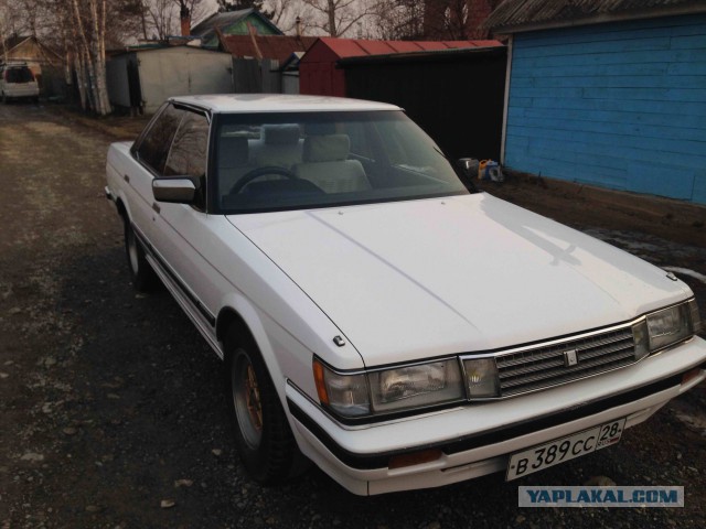 За стеной: необычная находка Toyota Mark II 1984