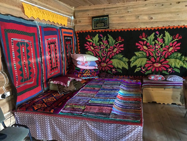 Здесь волки крадут овец, а люди держат дома обрезы