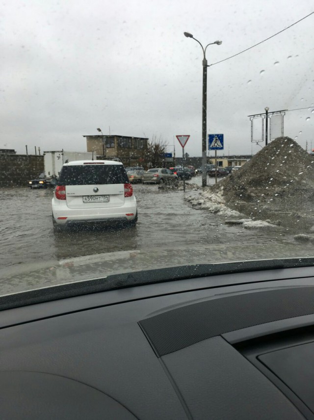 А что у вас за окном?