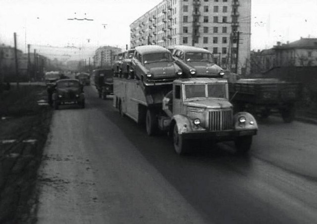 Грузовик, везущий счастье. Автовозы в СССР