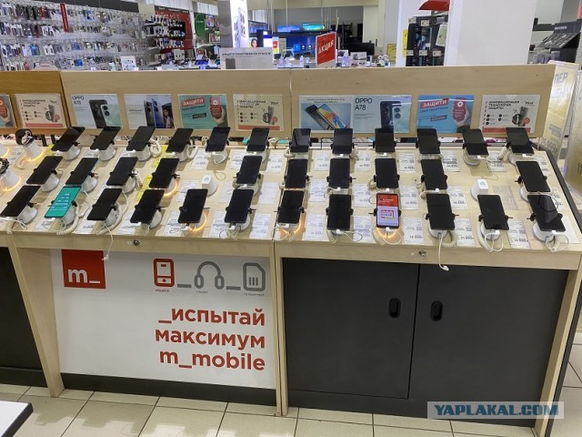 Удивительный мир сотовых телефонов 2000-х
