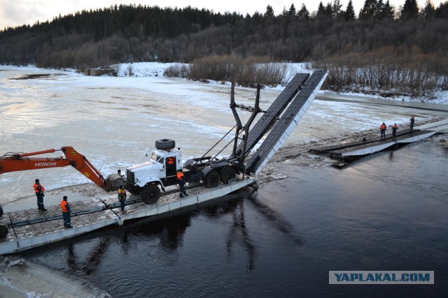 Обрушился мост в Архангельской области