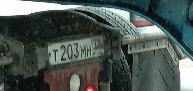 Вот зачем такие болты на колесе?!