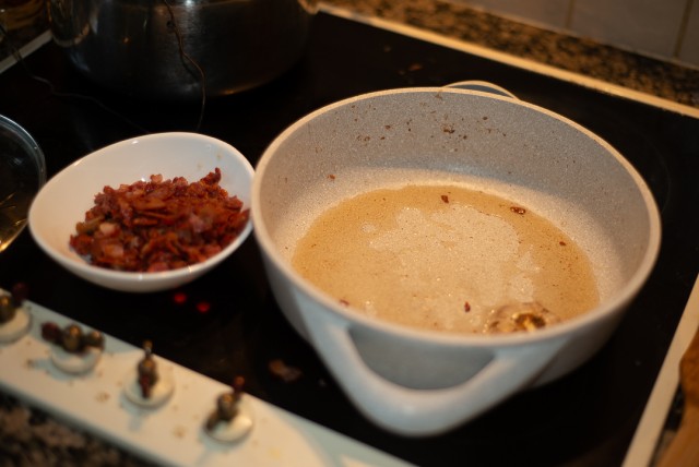 Кулинария: Жареная курица с французским акцентом.