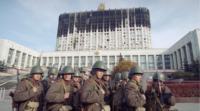 Всякие разные персонажи из наших 90х!