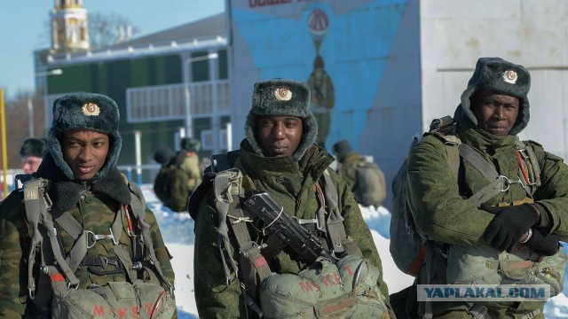 Призывать новоиспеченных граждан не будут. Бояться обидеть "уважаемых партнеров" Средней Азии.