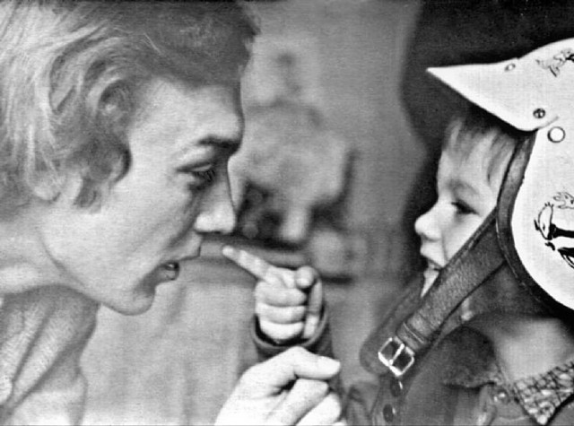 100 фотографий актеров советского кино (еще не замыленных Sh and Ze)