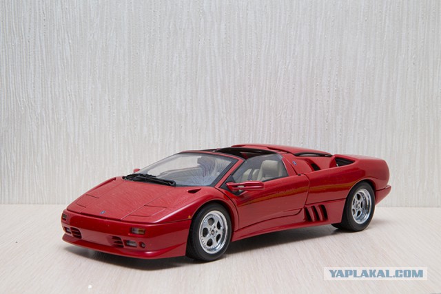 Lamborghini в масштабе 1:18