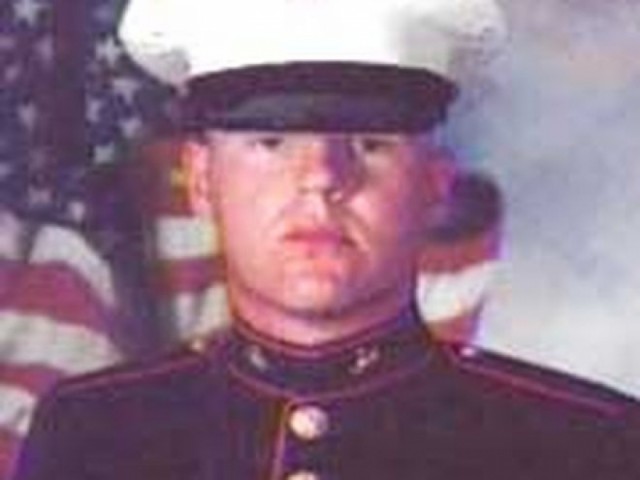 Выстрел в звезду: знаменитости, которых застрелили