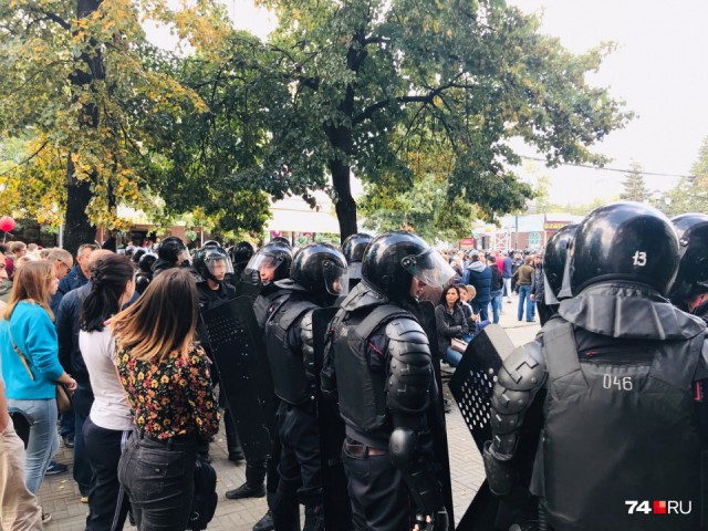 Красноярцы вышли на несогласованную акцию протеста против пенсионной реформы