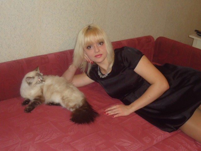 Девушки котовторника