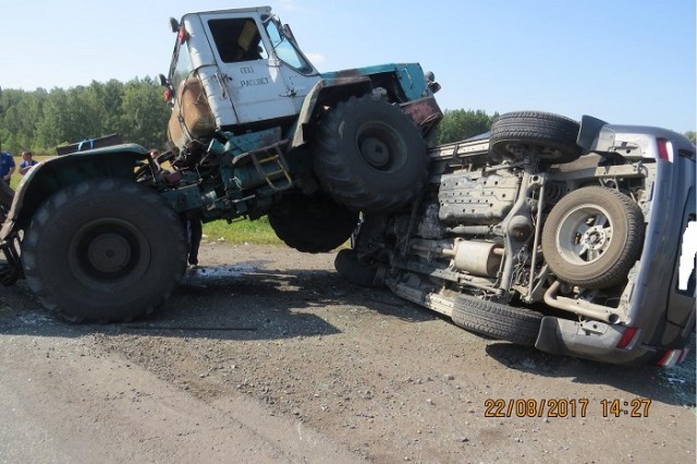 Запрещенная реклама Land Cruser 300