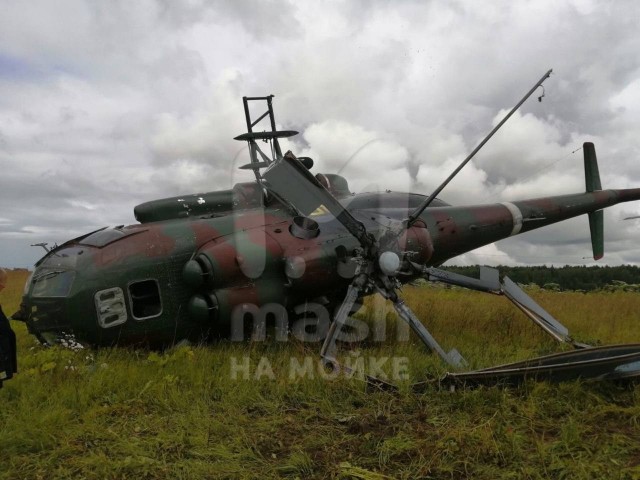 Вертолёт под Гатчиной. Жесткая посадка