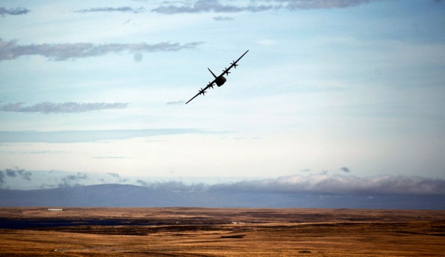 Фолклендский конфликт. Осуществление операции «Росарио» и ее итоги.(продолжение)