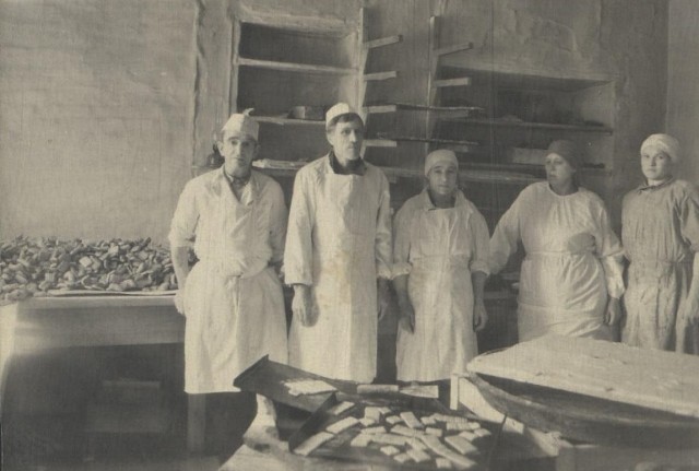 Фотографии из прошлого нашей страны - 19