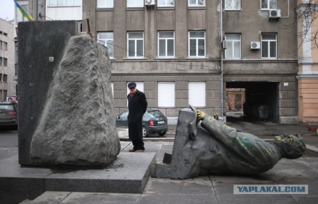 Львов встал на защиту русского языка