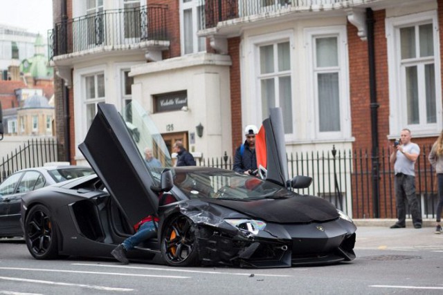 Встретились однажды Mazda и Lambo