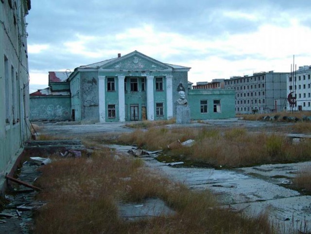 10 самых жутких заброшенных мест в России