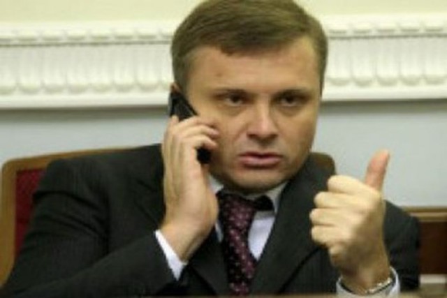 На чем ездят украинские политики и их VIP-гаражи