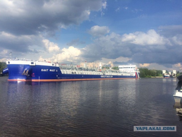Прогулка на катерах Петербург-Москва.