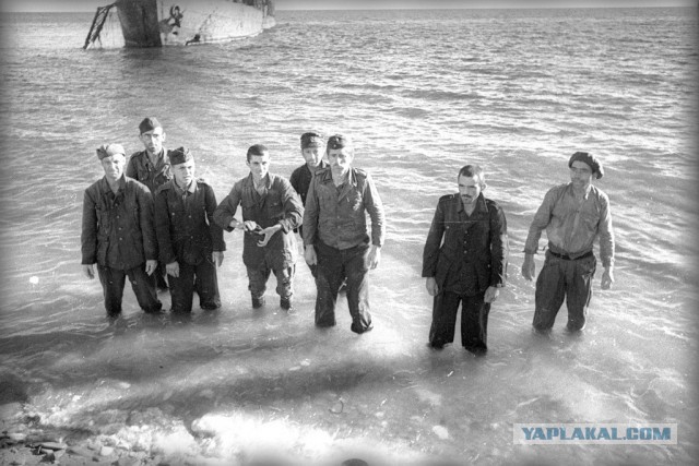 Плавучая зенитная батарея «Не тронь меня»