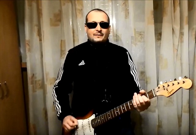 Друзья! Если эта, моя песня- принесет вам немного радости,значит не зря я все это затеял (Пашкетт)