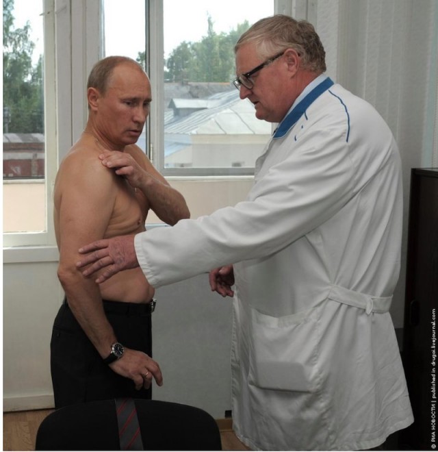 «Придется поверить на слово»: Песков объяснил, почему Путин не будет вакцинироваться публично