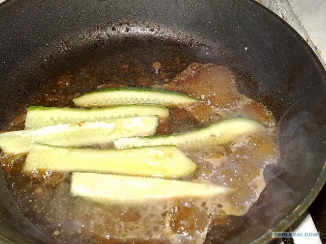 Грудинка в лаваше по Дженибековски.