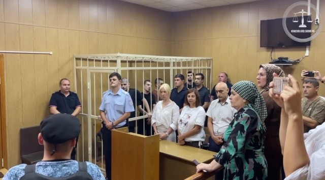 По делу о массовых беспорядках в аэропорту Махачкалы вынесены первые обвинительные приговоры