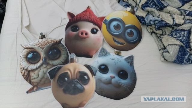 Новогодние игрушки