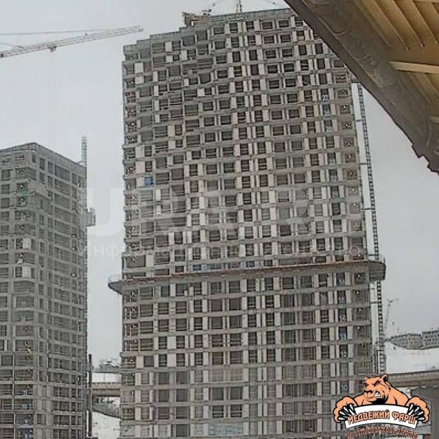 Чуть-чуть упал