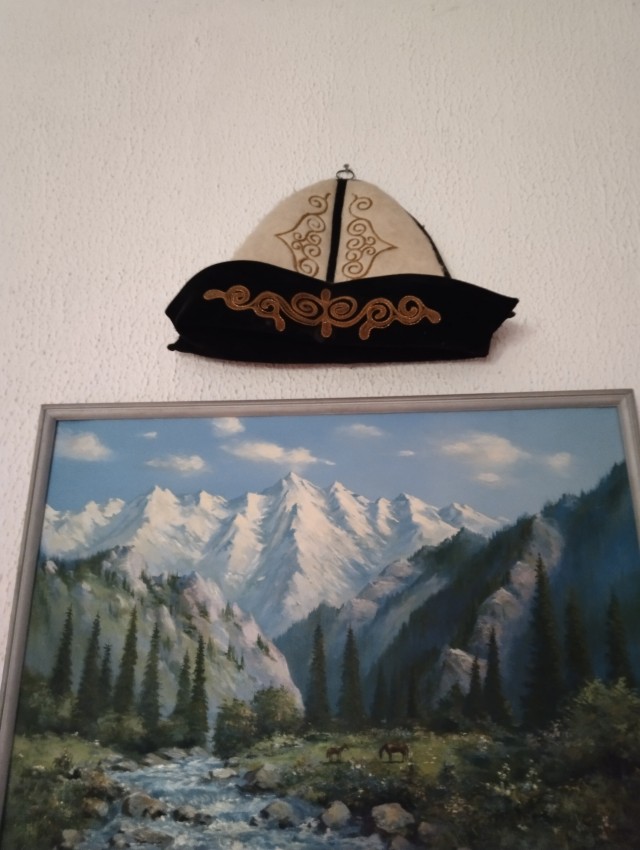 Жены стареют, первокурсницы никогда