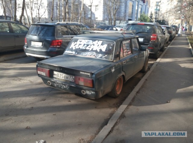Стритрейсеров на Ходынке пришлось разгонять водометами