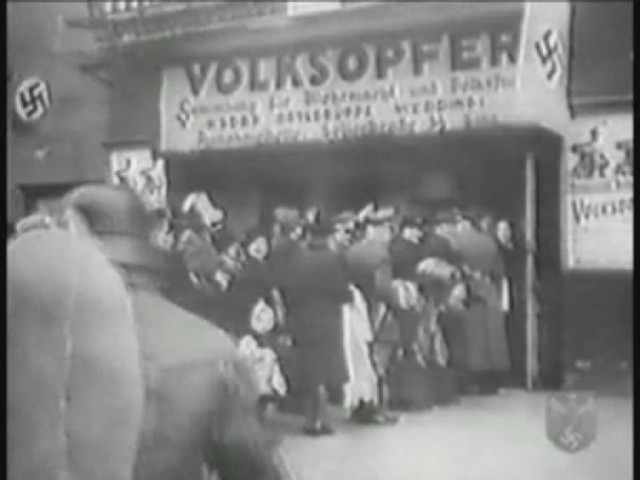 Фольксштурм - гитлеровское ополчение.