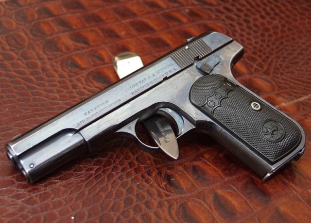 Пистолет Colt Model 1903 Pocket Hammerless - шедевр оружейной эстетики.