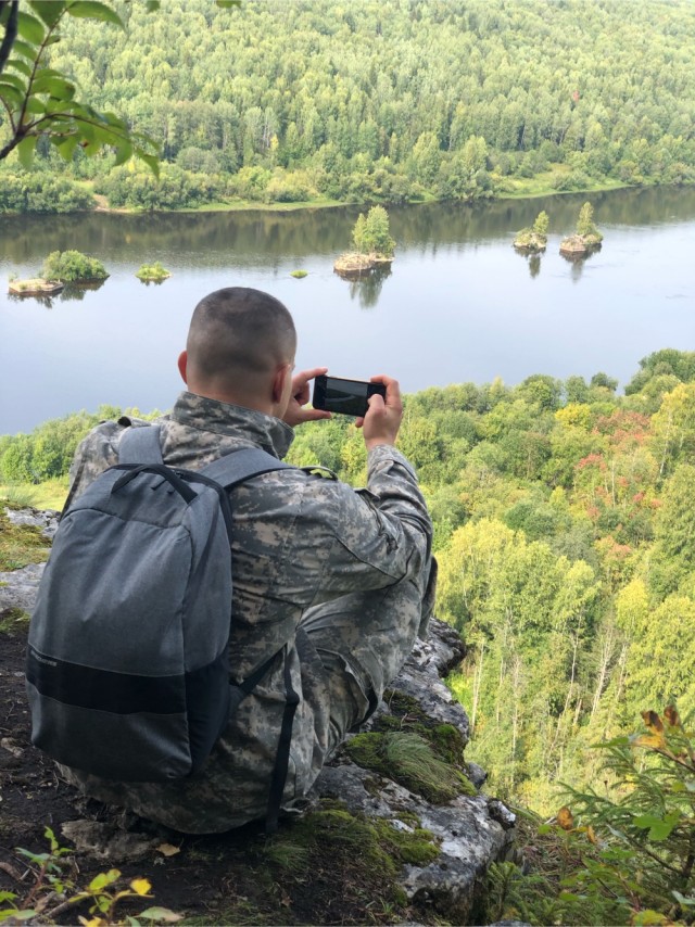 Где-то на Урале лес заменяет людям небо