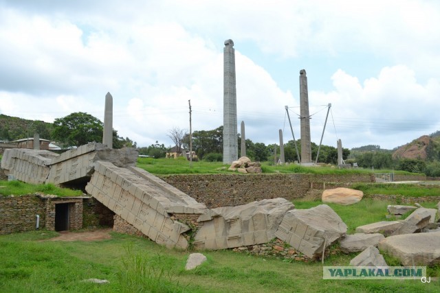 Загадка Аксумских обелисков в Эфиопии: как устанавливали огромные гранитные стелы
