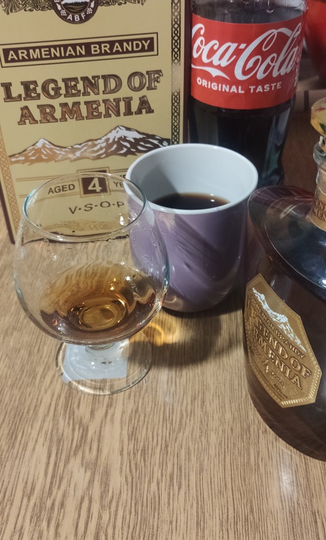 Привет всем! Кто дома в НГ один?