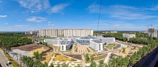 В Воронеже открылась самая большая школа России