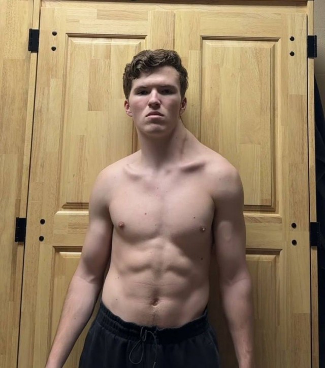 В сети появился парень, который потратил месяцы тренировок