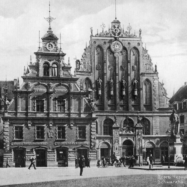 Крутые архитектурное объекты на ретрофото