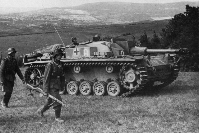 10 ударов 1944 года. 1 часть.
