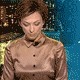 Ведущая РЕН-ТВ показала в эфире средний палец, зачитывая новость про Дмитрия Медведева