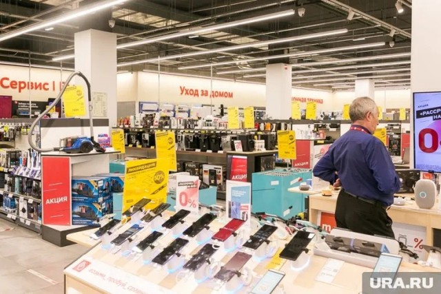 Магазины обрушат цены на импорт из-за торговых войн США и Китая