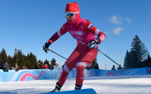Лыжница Непряева надела чужие лыжи во время гонки на 50 км