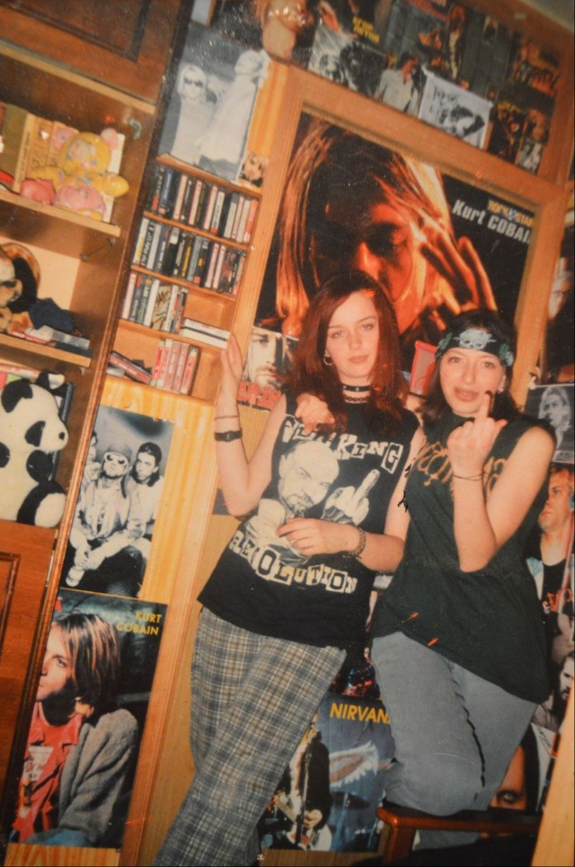 Девчата из 90-х и 00-х 26.02.2026