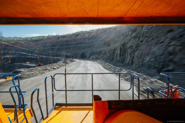 Как добывают железную руду. Стойленский ГОК, Белгородская область