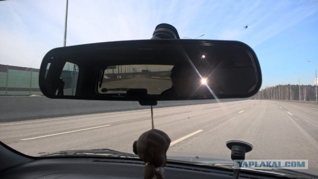 Скучный фоторепортаж с московской автодороги, где ничего не происходит