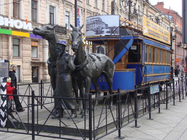 Интересные памятники вашего города