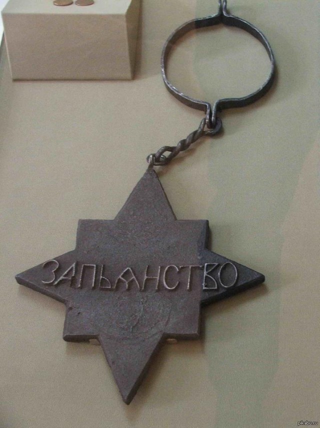 На оргию — по принуждению. Почему от всепьянейших соборов Петра I нельзя было отказаться